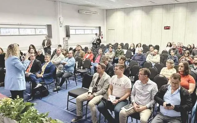 Iniciativa alcança os municípios associados.