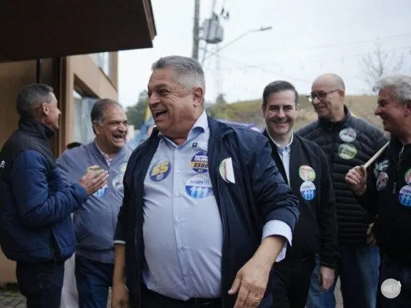 Candidato João Rodrigues encerra campanha de primeiro turno em Chapecó