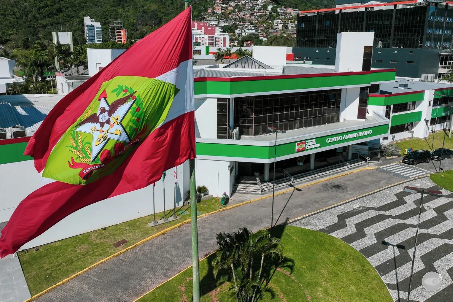 Estado de Santa Catarina passa a incluir auxílio-alimentação no 13º e nas férias