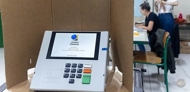 Eleitores de SC têm até dezembro e janeiro para justificar ausência nas urnas
