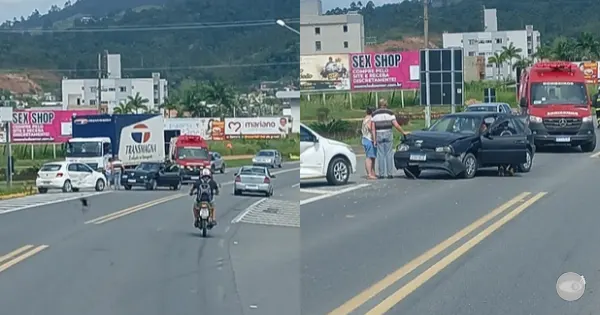 Acidente entre dois carros ocorre na BR-470, no trevo de Ascurra