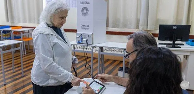 Eleitores de Santa Catarina votam no segundo turno presidencial neste domingo