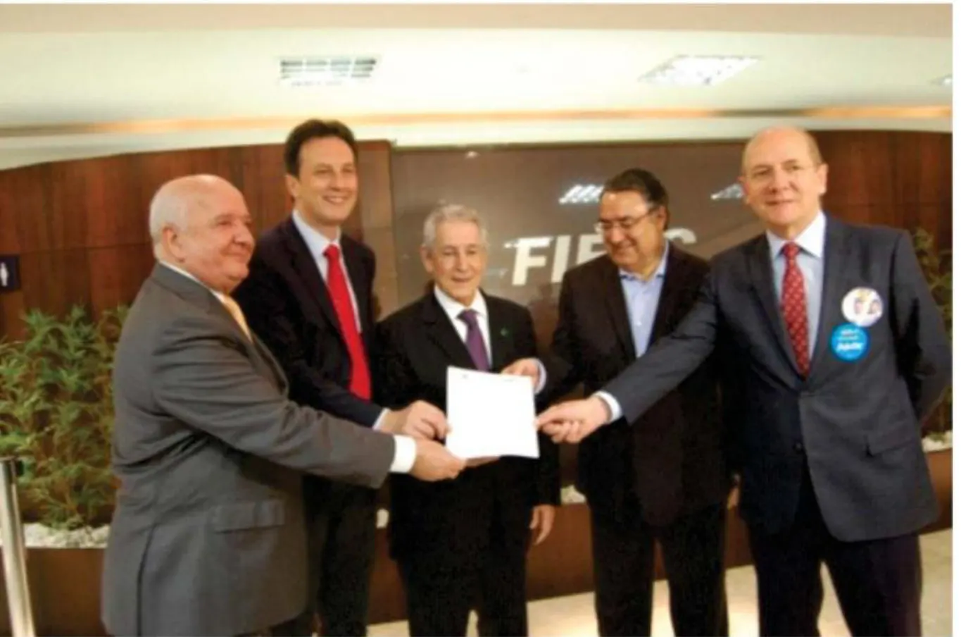 Fiesc e Adjori entregam o Manifesto do Pacto Federativo a candidatos ao governo