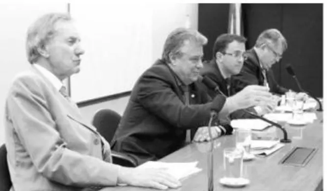 Fórum Parlamentar Catarinense debate PLC das comunitárias e fechamento de agências do BESC