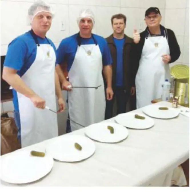 Rotary Club Ascurra atua na venda de churrasco da Per Tutti