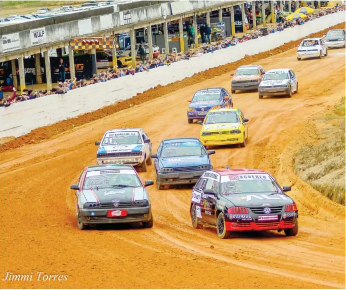 Maior campeonato do Brasil de automobilismo na terra em Ascurra