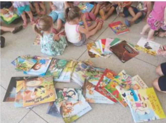 Creches recebem livros