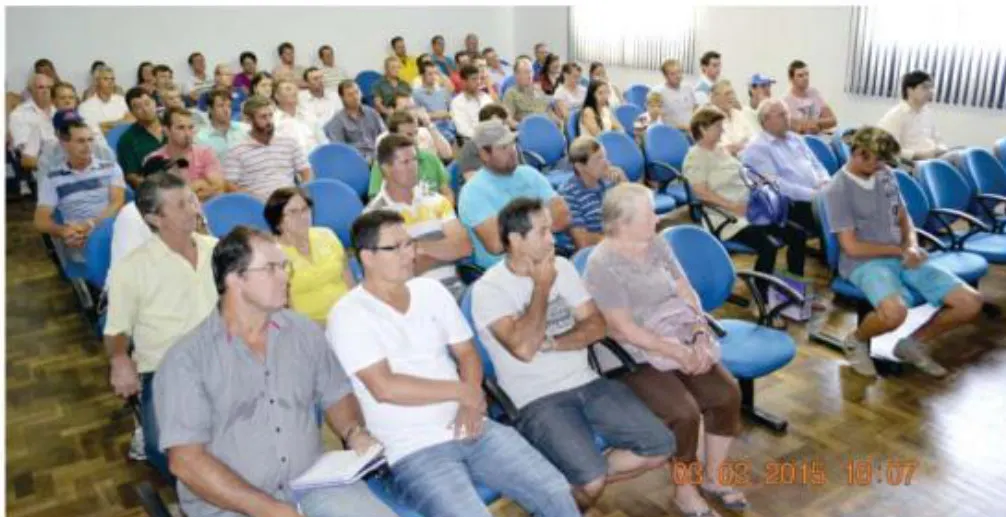 Reunião esclarece plantio e corte de árvores perto das redes de energia