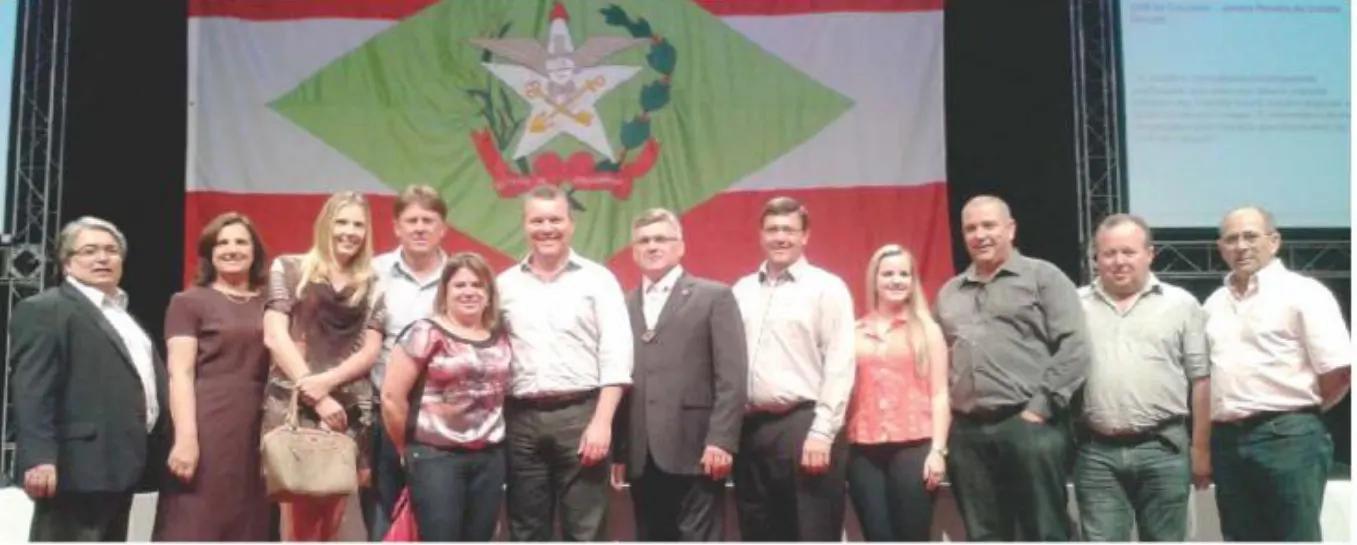 Professor Leonir Lunelli recebe Medalha