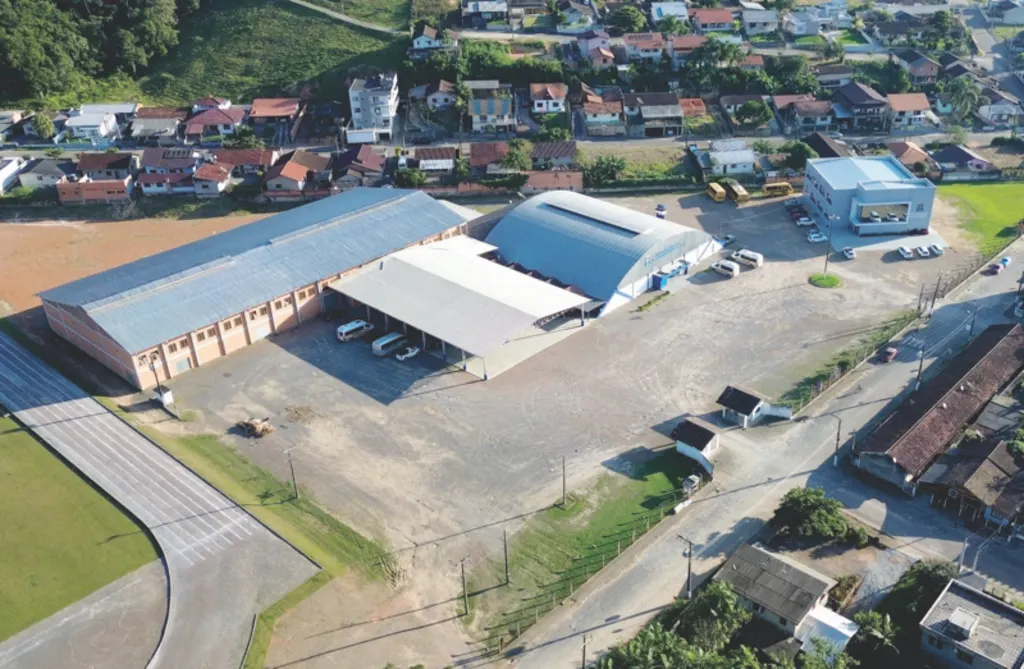 Número de empresas cresce 123,7% em Ascurra