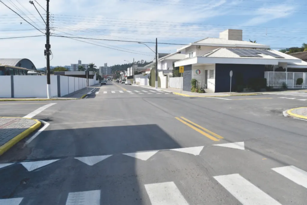 Programa Mais Asfalto chega às Ruas Recife e Joinville