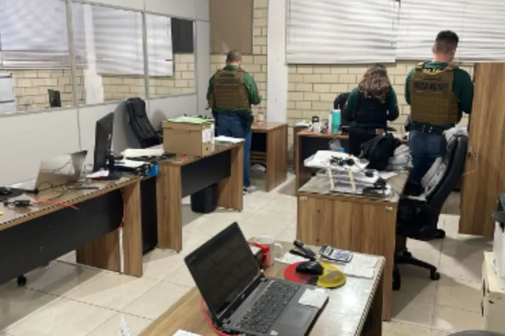 Fraude bilionária com combustível adulterado tem alvos em Santa Catarina