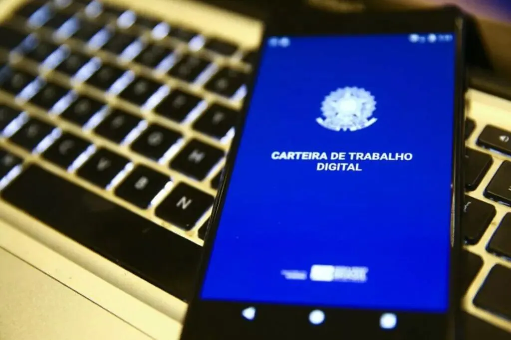 Fim da escala 6×1 pode ser votada em maio