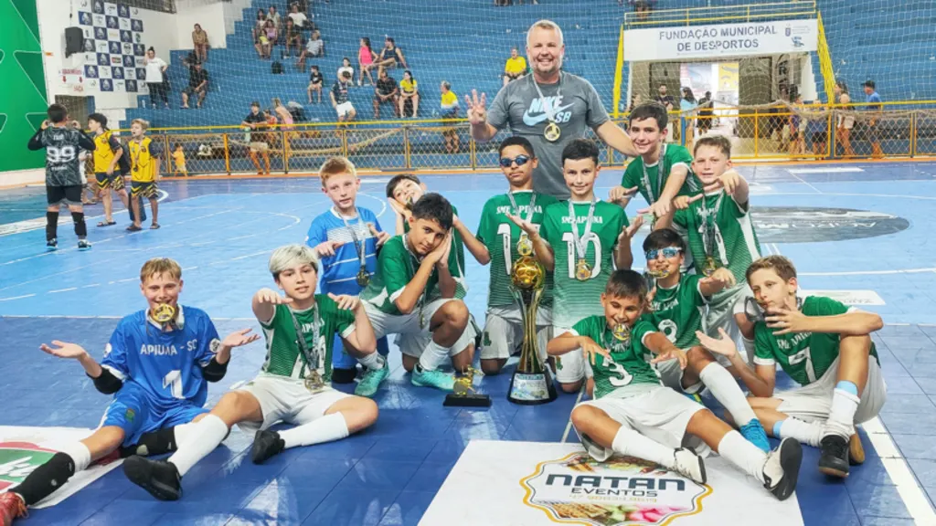 SME Apiúna brilha e conquista o título do Sub-13 no Torneio de Verão 2025
