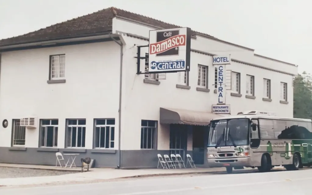 HOTEL E RESTAURANTE CENTRAL - A SUA HISTÓRIA