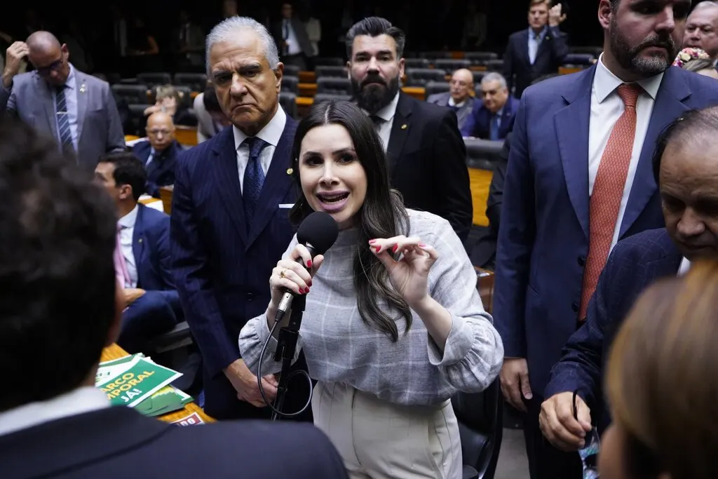 Carol de Toni vai comandar a poderosa CCJ na Câmara Federal