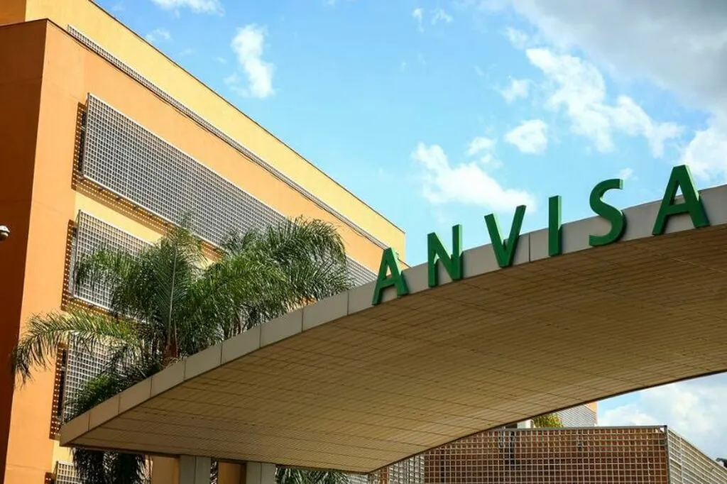 Anvisa manda recolher lotes de antibióticos no país