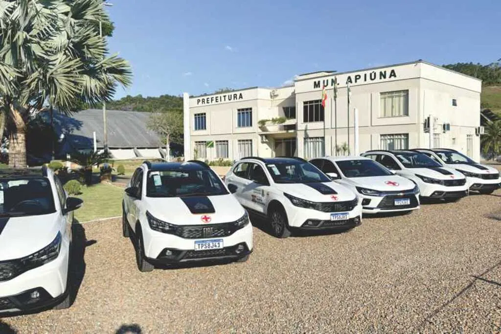 Apiúna renova frota da Saúde com investimento de R$ 580 mil e seis novos veículos