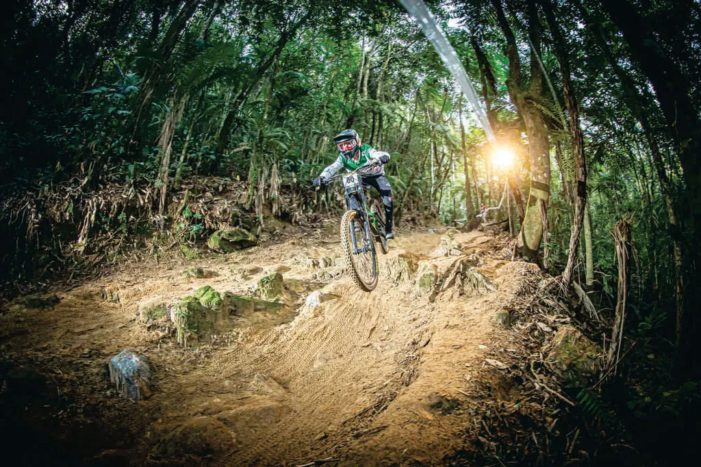 Yuri Girardi é destaque no Brasileiro de Downhill