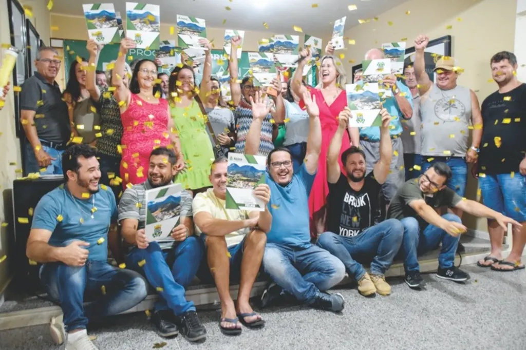 Programa REURB entrega mais 25 matrículas