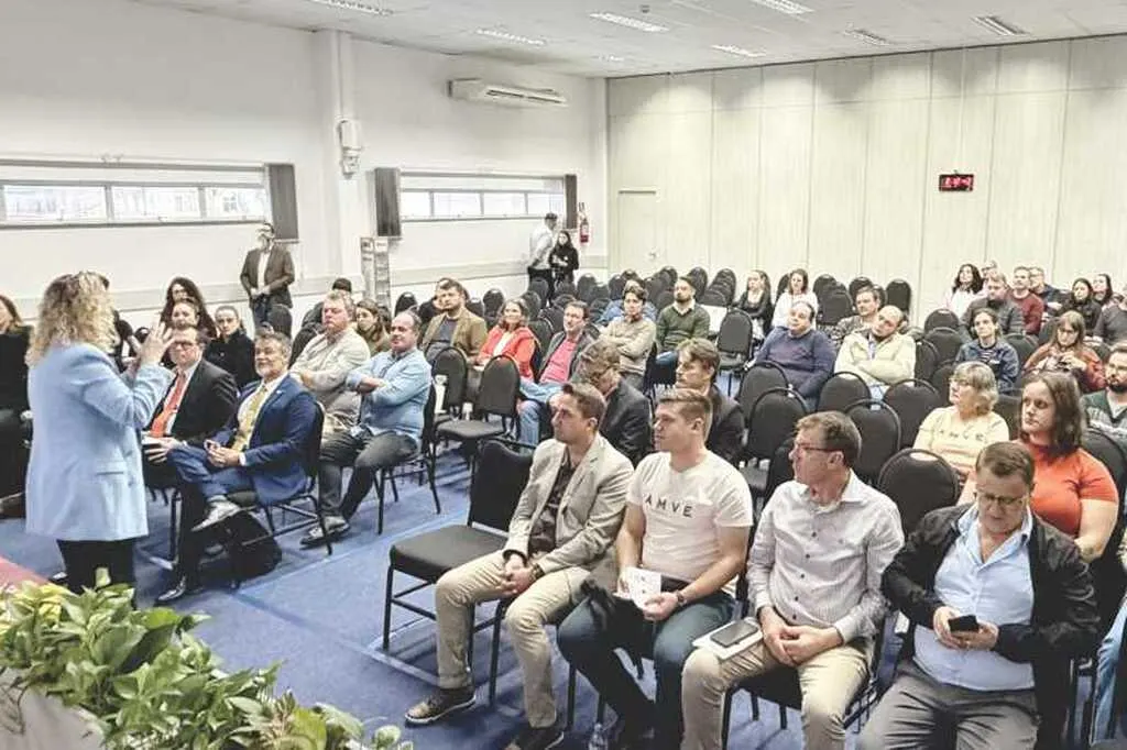 Amve e Cisamve lançam programa inédito para fortalecer corregedorias municipais no Vale Europeu