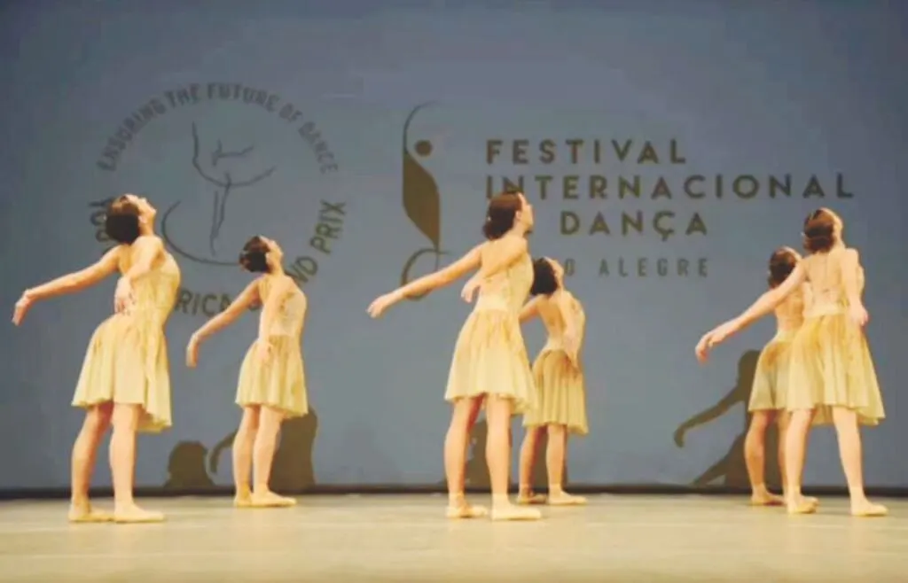 Apiunense Jhoanna conquista duas medalhas no Festival Internacional de Dança