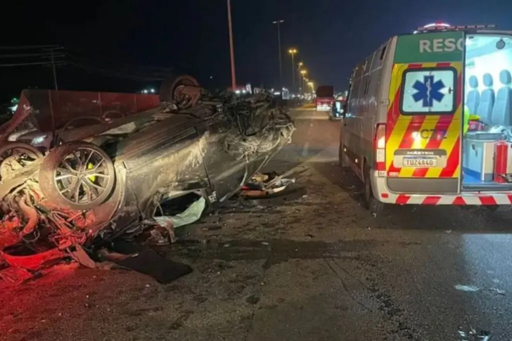 Acidente Fatal na BR-101: Carro de Luxo a 180 km/h Mata Caminhoneiro em Balneário Camboriú