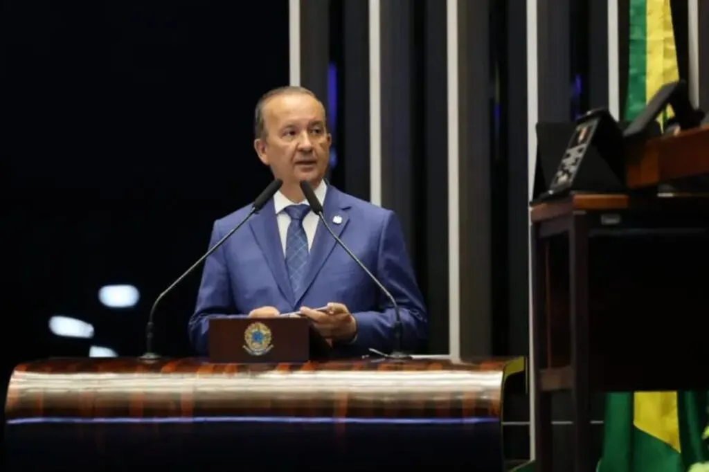 Governador de SC, Jorginho Mello, comparece à CPI do Crime Organizado