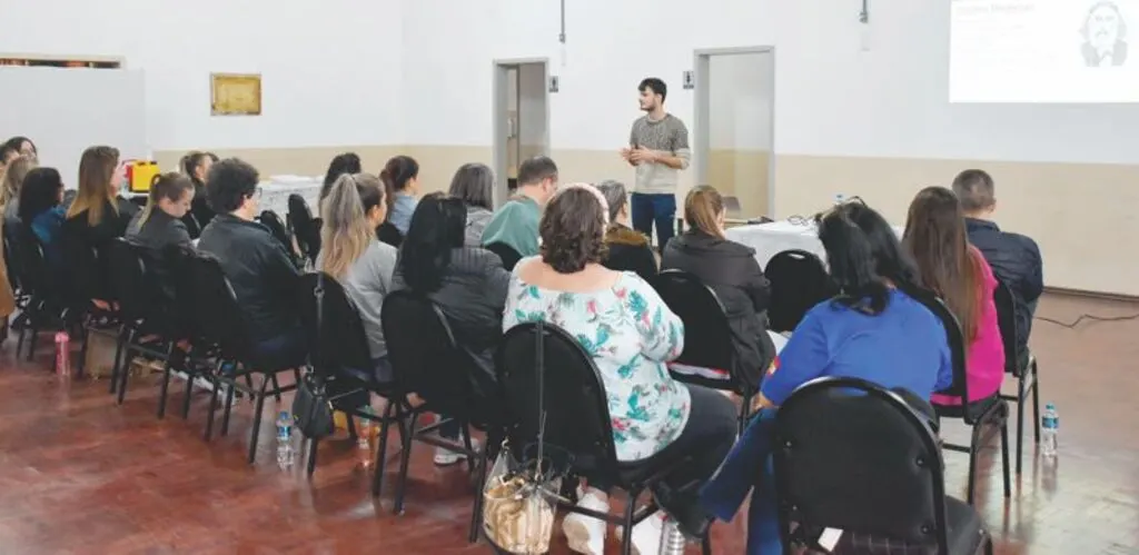 Ascurra investe em Semana Pedagógica