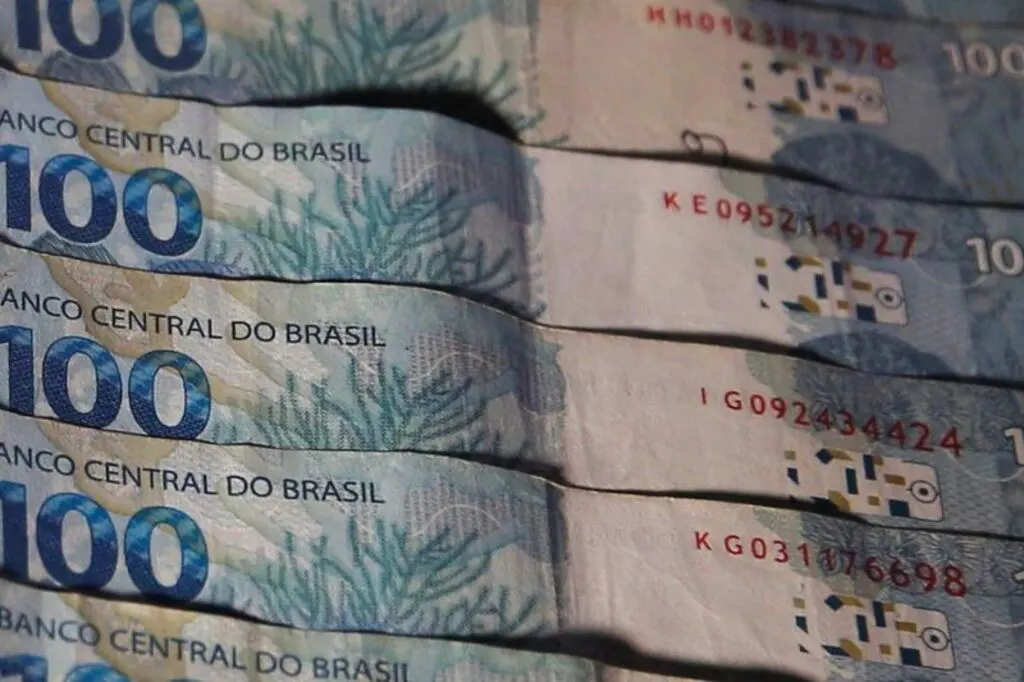 Contas públicas têm déficit de R$ 14,4 bilhões em novembro