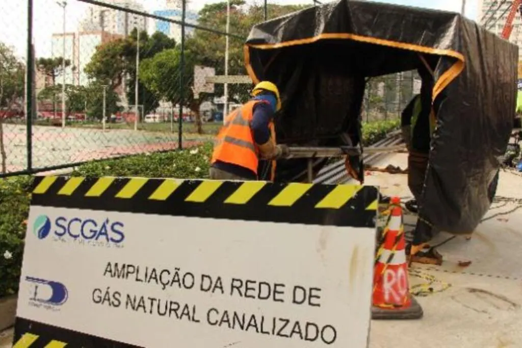 Obra da SCGÁS vai ampliar a rede de gás natural no bairro Pedra Branca de Palhoça