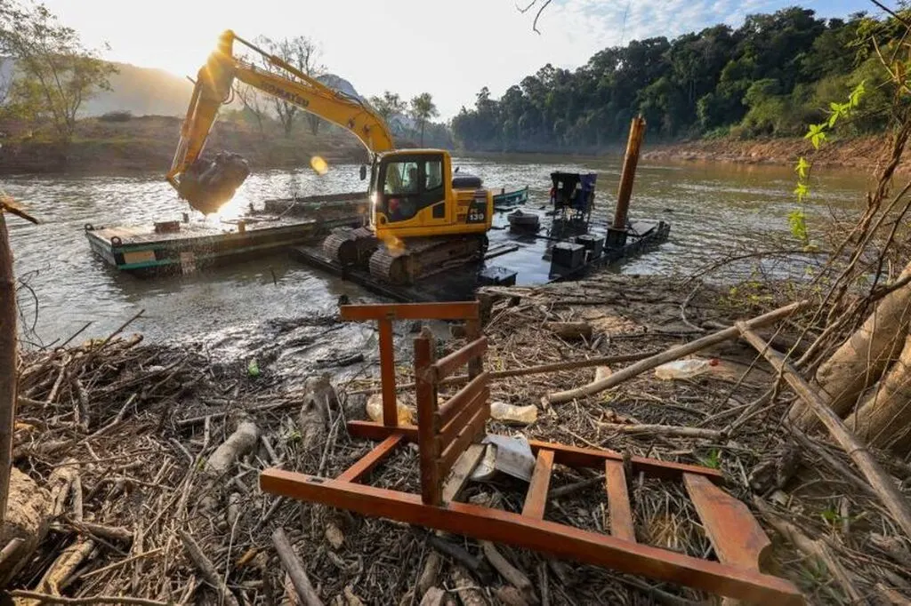 Governo de SC avança no maior programa de limpeza de rios da história com R$ 227 milhões em obras de prevenção a enchentes