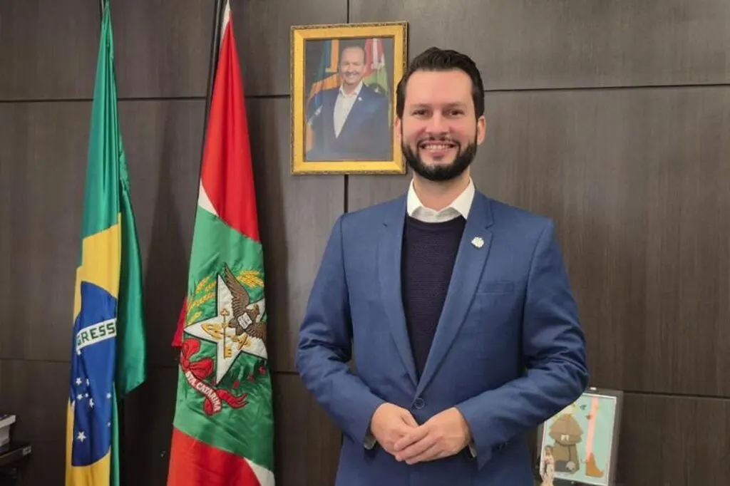 Planejamento regional e visão de longo prazo: secretário Arão Josino detalha o programa Avança Santa Catarina