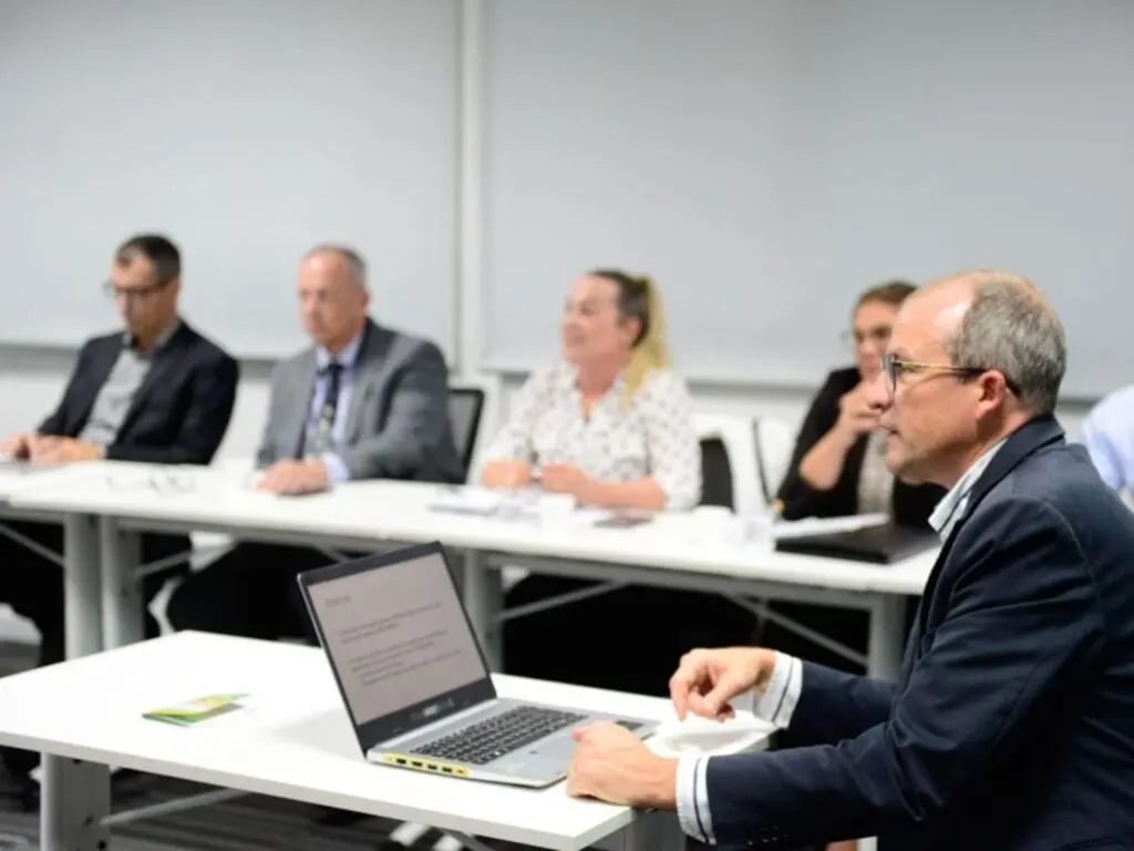 Avança a transição do futuro governo Jorginho Mello