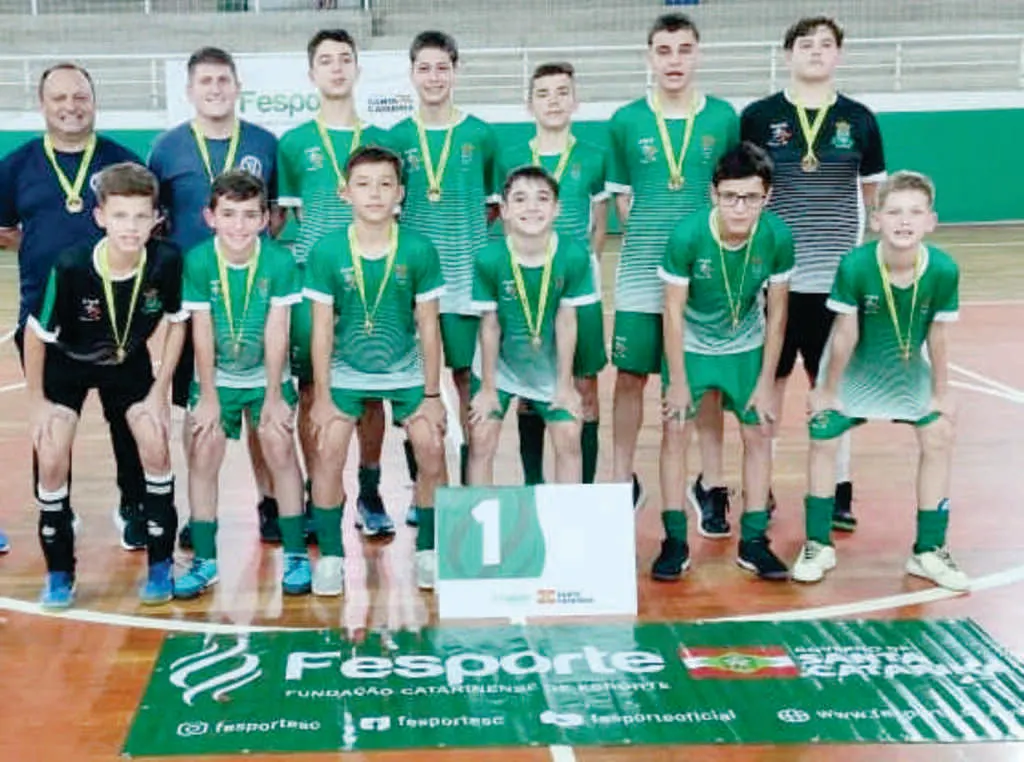 Escola Victória é campeã nos Jogos Escolares