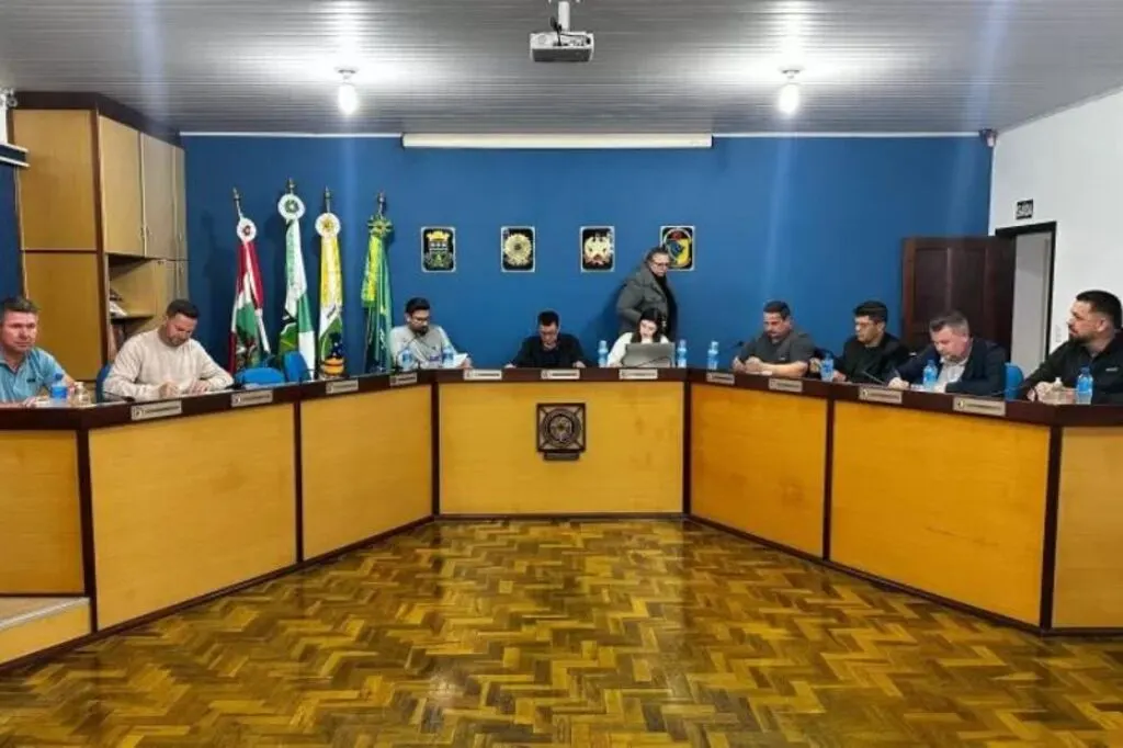 Projeto sobre acolhimento de crianças em Famílias Acolhedoras é aprovado em 2ª votação em Apiúna