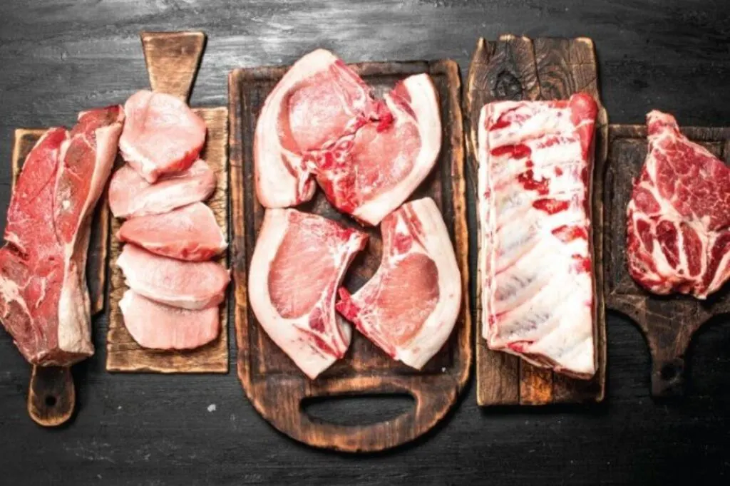 Preços da carne suína caem em setembro após altas de agosto, mas exportações seguem em ritmo recorde